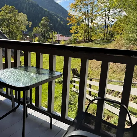 гуцульський двір Lodge *